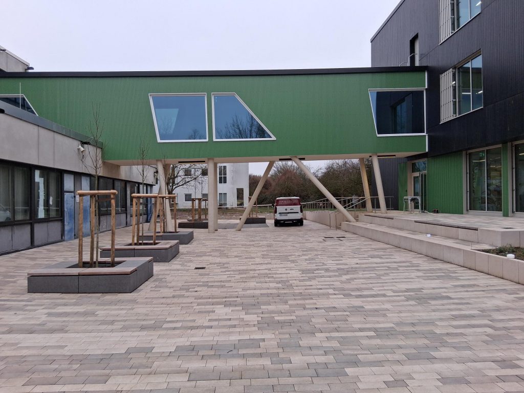 Außenanlagen Albert-Einstein-Gymnasium, Maintal, Planungsbüro Werneke